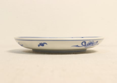 明治前期染付菱文と唐草図6寸皿