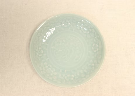 大正～昭和戦前青磁陽刻獅子牡丹図5寸皿