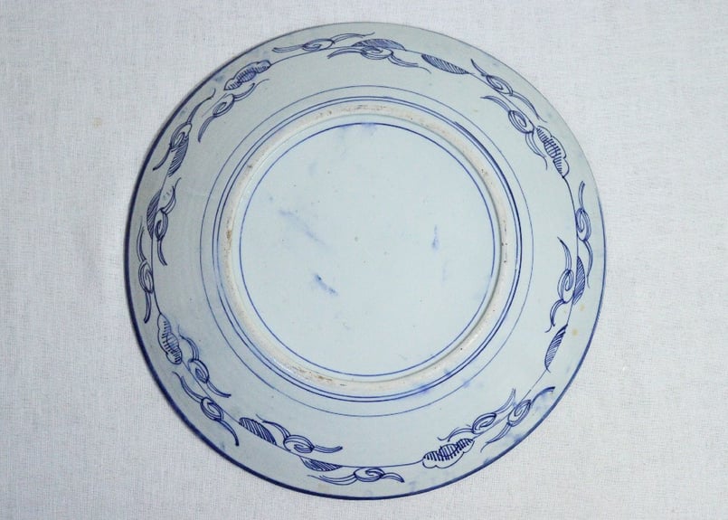 【ギャラリー三益】古染付八橋紋向附（明末期） 明治前期金彩染付山水図舟形皿 | 吉祥寺PukuPuku