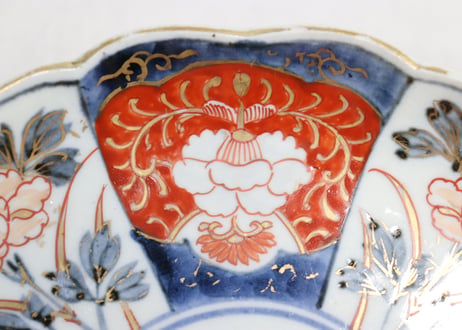 明治前期染付色絵八方に牡丹図７寸皿②ノミホツ,かたつき