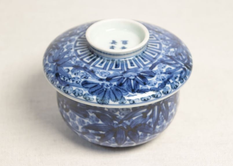 江戸中期染付松竹梅図蓋茶碗小ホツ,小ニュウ | 吉祥寺PukuPuku