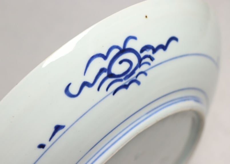 古染付　獅子牡丹紋皿　江戸中期 古染付 獅子牡丹紋皿 江戸中期 染付獅子牡丹図皿 文化