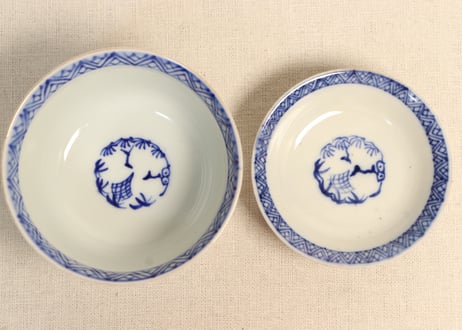 明治前期色絵菊花籠図飯茶碗③高台ひっつき