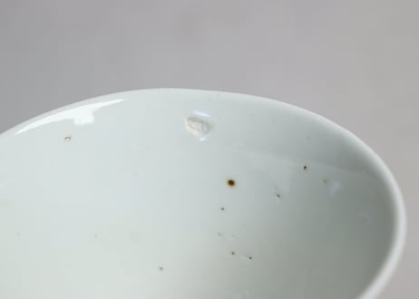 江戸後期染付山葡萄図広東型猪口 ノミホツ