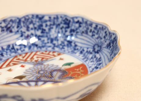 明治後期～大正大聖寺焼色絵花唐草と菊図なます皿