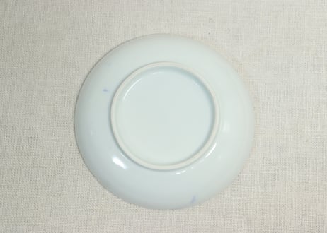 明治前期陽刻色絵菊図小皿
