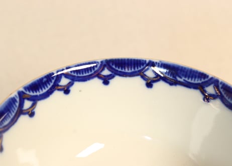 明治後期～大正色絵桜と波千鳥図通り物飯茶碗