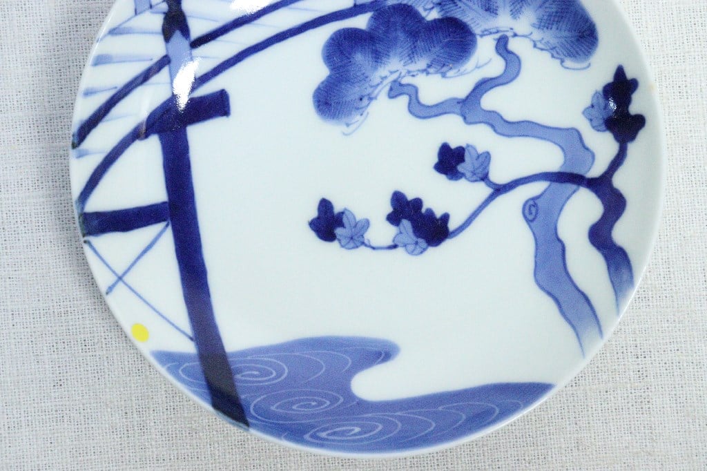 時代　平戸焼　染付　ねじり画　中皿　11枚　直径17cm 東K8-0330② 明治後期～大正鍋島手(平戸焼)橋に松と紅葉図5寸皿② 小ニュウ