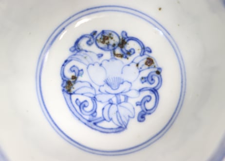明治前期色絵梅に鶯と菖蒲図通り物向付　フリモノ