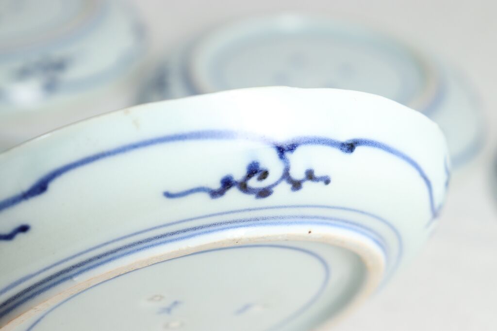 江戸中期島津献上品肥前官調蔵製品特製輪花向付鉢染付青磁