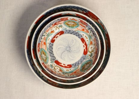 明治前期色絵三方七宝文と船に人物図三つ組鉢
