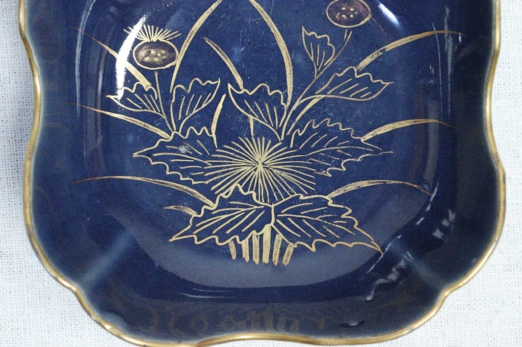 【珍品❗️】江戸時代後期　古伊万里　瑠璃金彩　梅花連続文様　扇面形　深皿 江戸後期瑠璃釉金彩薊図角なます皿 | 吉祥寺PukuPuku