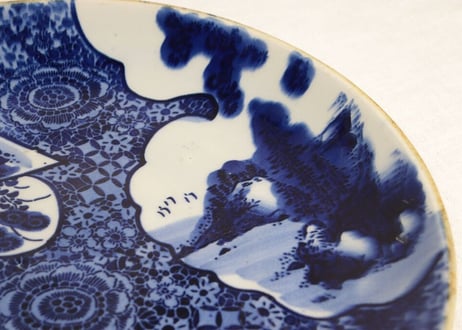 明治前期紙刷窓絵に山水と草花図一尺一寸皿