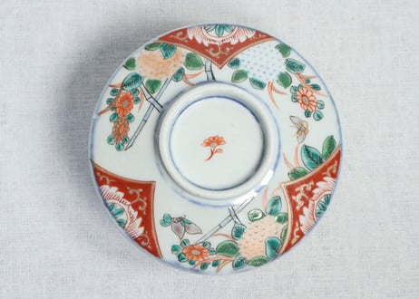 明治前期色絵アジサイに蝶図蓋茶碗