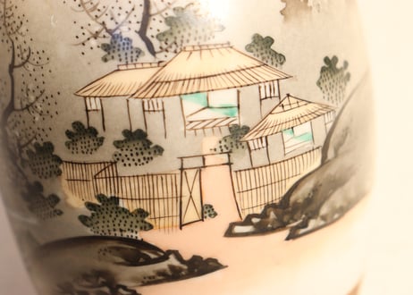 明治前期九谷焼色絵家風景図通り物三合徳利①