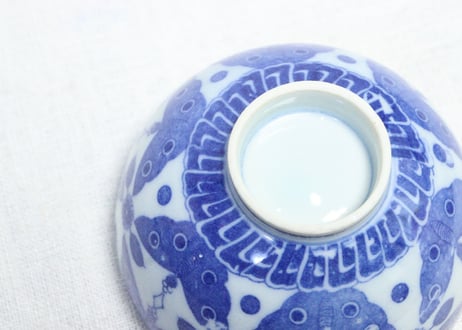明治後期～大正銅判蝶図飯茶碗
