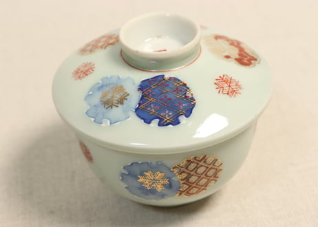 大正～昭和戦前色絵雪輪図つぼ碗 黒点