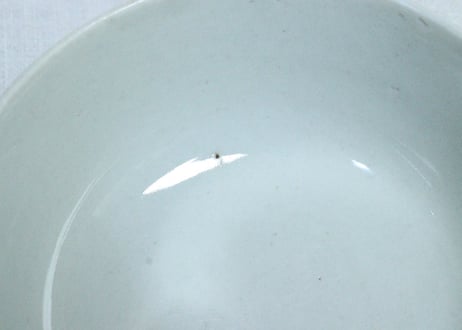 明治前期色絵アジサイに蝶図蓋茶碗