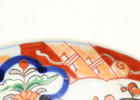 明治前期色絵牡丹と梅図6寸皿①少かたつき