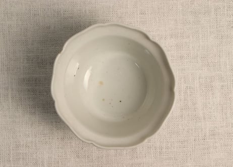 江戸中期柿右衛門白磁輪花縁向付