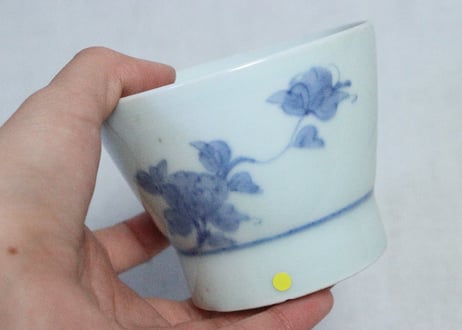 江戸後期染付柳に牡丹図広東型猪口③　高台ホツ