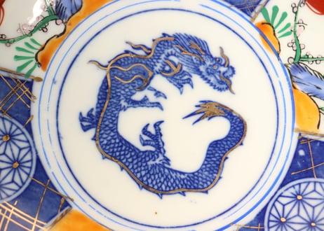 明治後期～大正銅判色絵龍と梅図5寸皿
