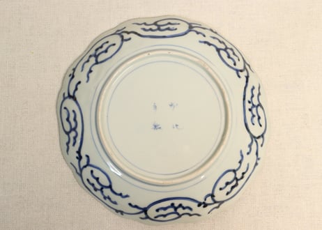 江戸幕末染付蛸唐草図7寸皿② かたつき