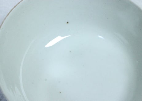 明治前期色絵アジサイに蝶図蓋茶碗