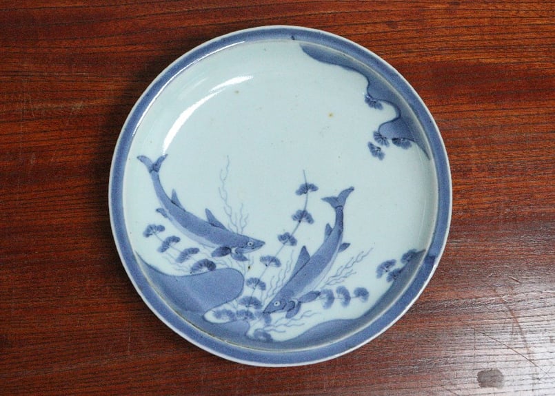 江戸中期染付鮎図6.5寸皿 小ホツ | 吉祥寺PukuPuku