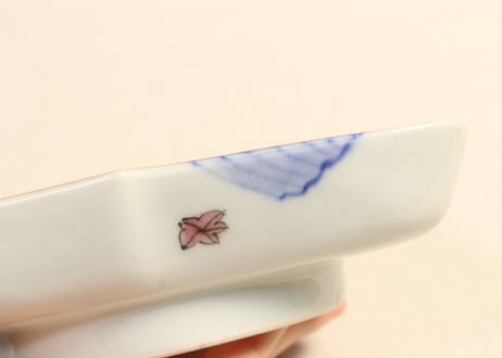 明治後期～大正色絵紅葉と鳥図縁立菱形皿②釉剥げ