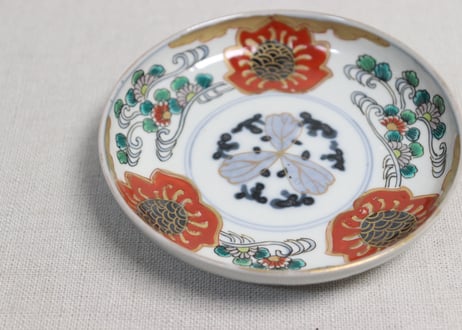 明治前期色絵流水に菊と青玉図小皿