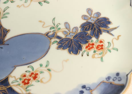 江戸中期色絵桐に蔦花図7寸皿①