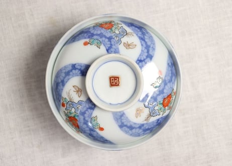 大正～昭和戦前色絵牡丹に捻子文蓋茶碗