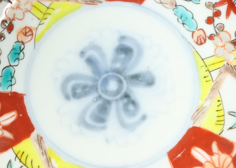 明治前期色絵三方に松竹梅図小皿②裏絵付け違い | 吉祥寺PukuPuku