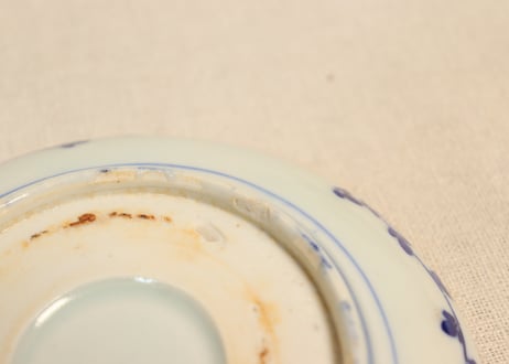 明治前期紙刷牡丹図小皿　少かたつき