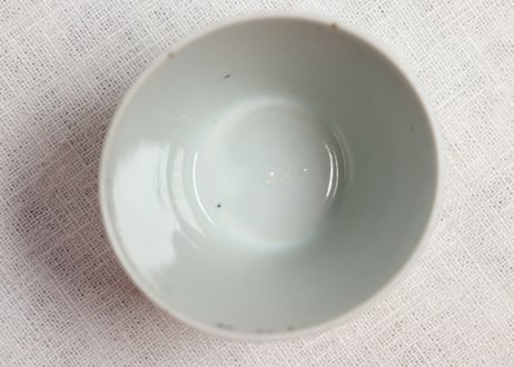 江戸中期染付幾何学と井桁図猪口 高台ホツ