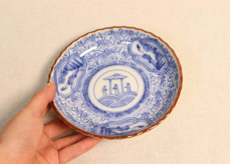 中皿 5枚 染付 山水文様 幾何学 草文様 花弁縁 銘 中皿 5枚 染付 山水文様 幾何学 草文様 花弁縁 銘 中