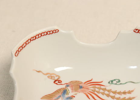 明治後期~大正色絵春蘭と牡丹に鳳凰図角小鉢②　トリ足