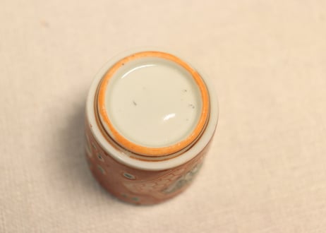 明治前期色絵網引き人物と牡丹図のぞき