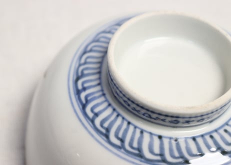 明治前期色絵春蘭と椿図通り物蒸茶碗
