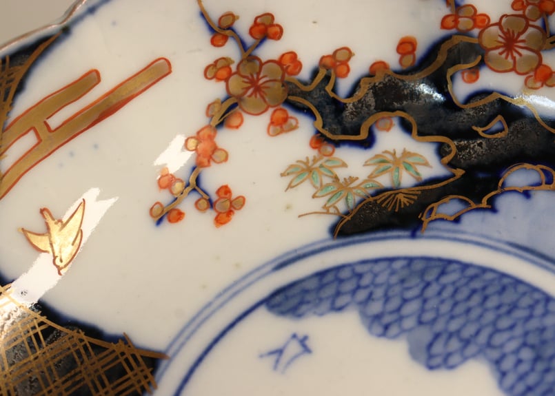 明治後期～大正銅判色絵船上人物と梅図なます皿 | 吉祥寺PukuPuku