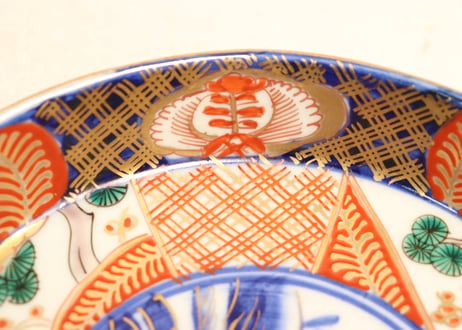 明治前期色絵山水と桐と松梅図縁立ち6寸皿②　少かたつき