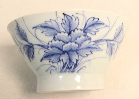 江戸後期染付牡丹図広東型蓋茶碗