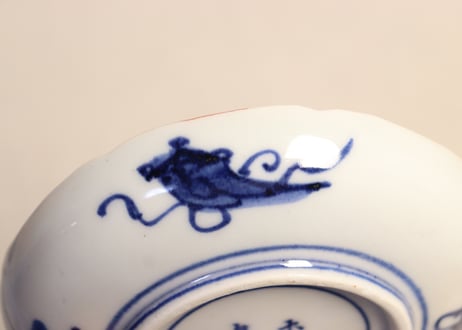 明治前期色絵梅と団龍図小皿