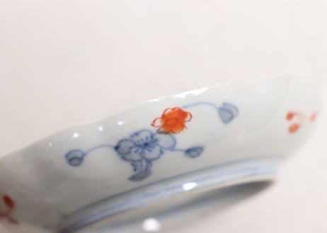 明治前期色絵鳥と牡丹図通り物小皿