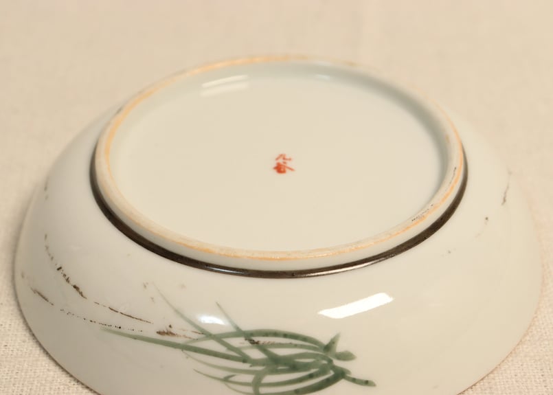 大正～昭和戦前九谷焼青粒色絵富士に鷹図小皿 | 吉祥寺PukuPuku