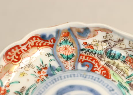 明治前期色絵菊と梅図小皿③甘手,釉剥げ