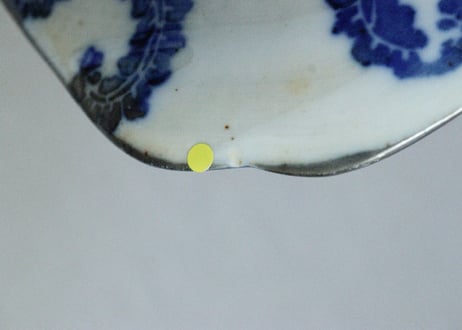 明治前期紙刷魚と海老図角皿③　ノミホツ