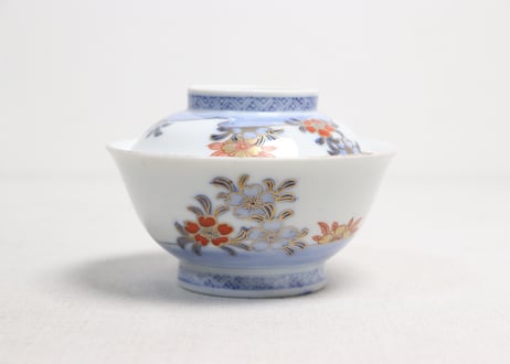明治前期色絵三方桜図蓋茶碗