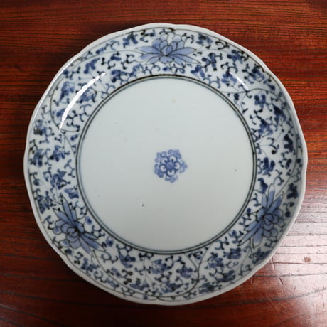 伊万里焼 | STORES